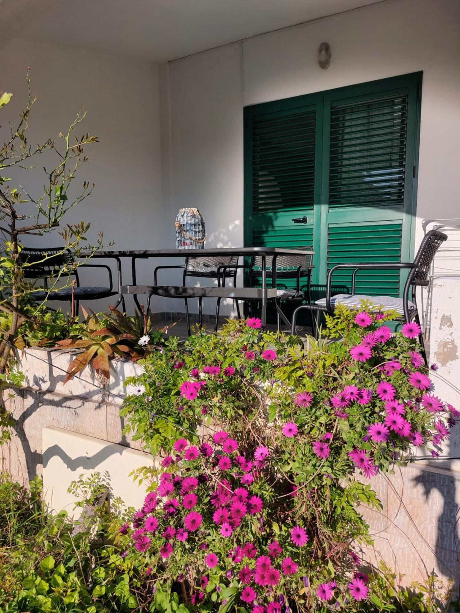 Villa Bratus Promajna Buitenkant foto